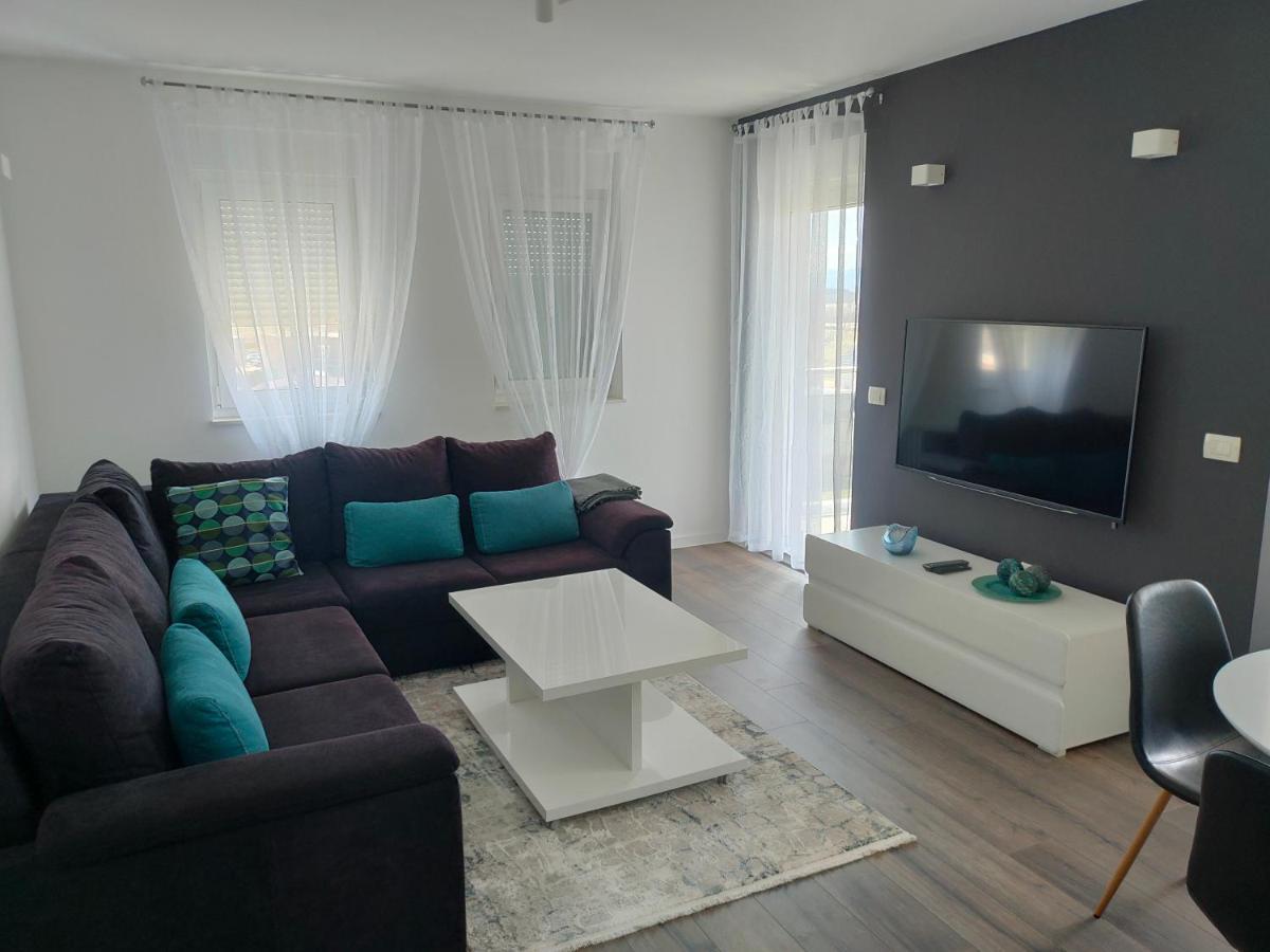 Apartment Maria Tomislavgrad Bagian luar foto